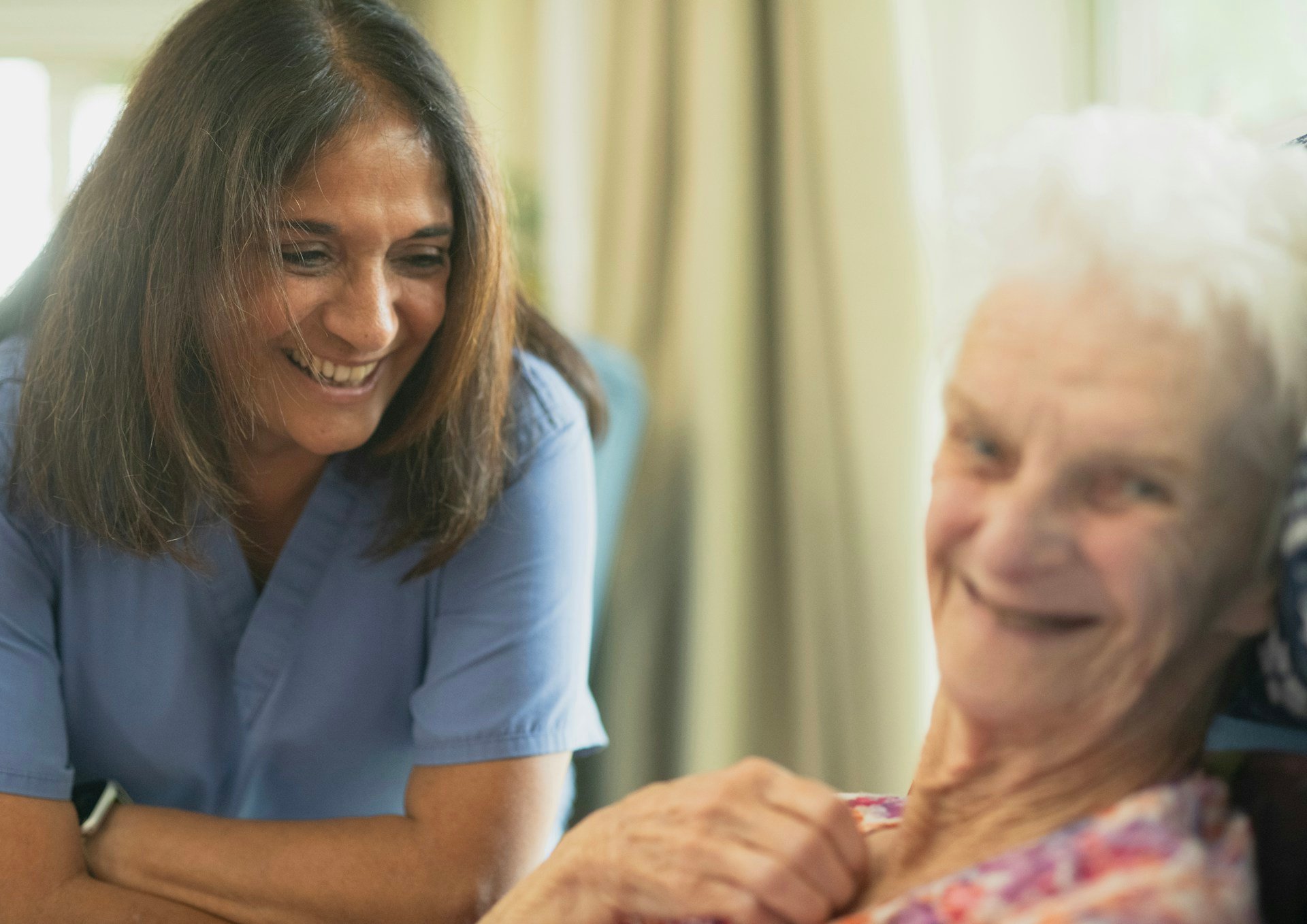 Occupational therapist on the Sunshine Coast providing warm in-home support to an older client